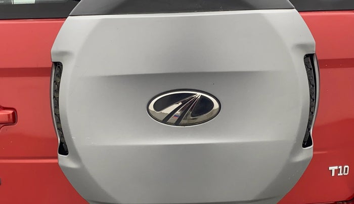 2018 Mahindra TUV300 T10, Diesel, Manual, 55,556 km, Spare Tyre