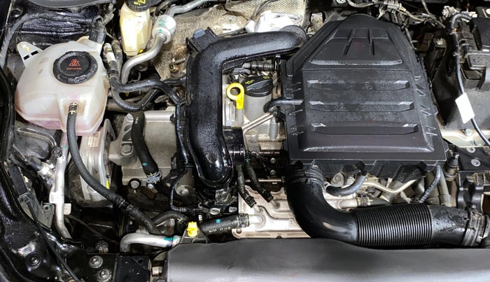 2025 Volkswagen VIRTUS TOPLINE TSI 1.0 AT, Petrol, Automatic, 1,528 km, Engine View - Right