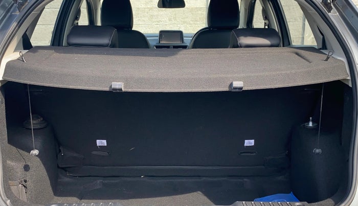 2022 Tata ALTROZ XZ PLUS PETROL, Petrol, Manual, 19,550 km, Boot Inside