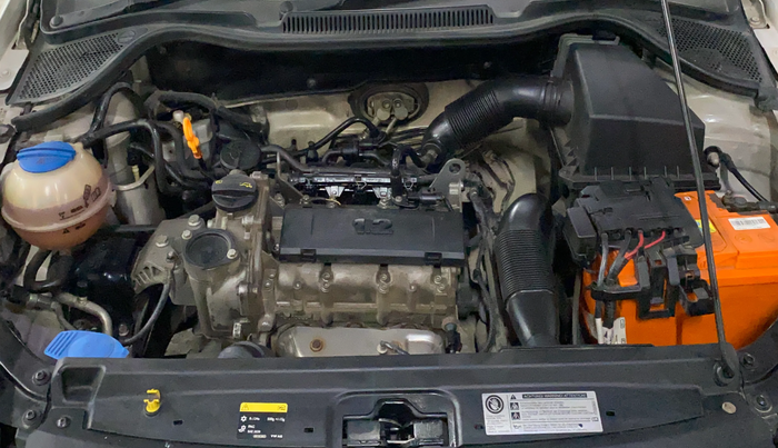 2014 Volkswagen Polo COMFORTLINE 1.2L PETROL, Petrol, Manual, 75,582 km, Engine View