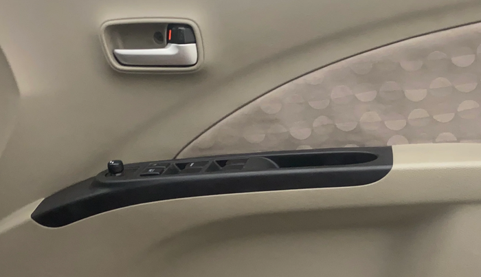 2016 Maruti Celerio ZXI AMT, Petrol, Automatic, 79,295 km, Driver Side Door Panels Control