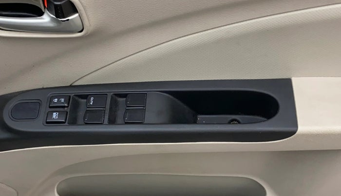 2020 Maruti Celerio VXI AMT (O), Petrol, Automatic, 41,214 km, Driver Side Door Panels Control