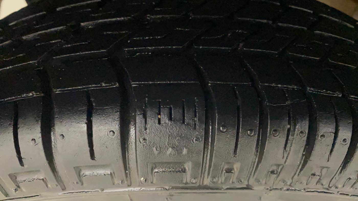 2015 Maruti Alto 800 LXI, Petrol, Manual, 16,272 km, Right Rear Tyre Tread