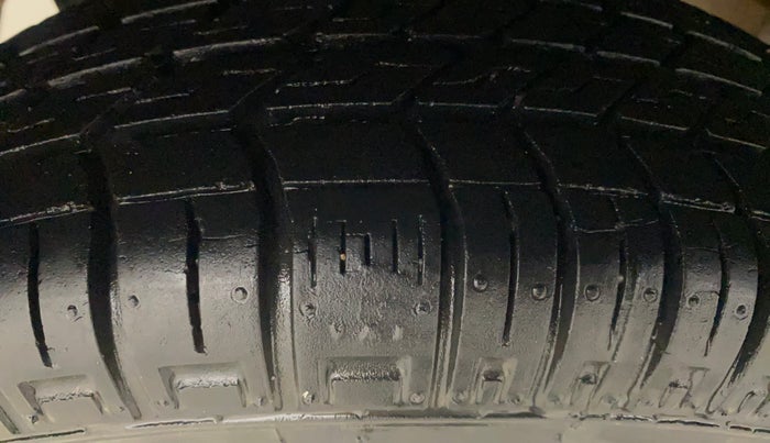 2015 Maruti Alto 800 LXI, Petrol, Manual, 16,272 km, Right Rear Tyre Tread
