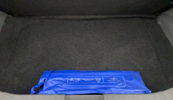 2015 Maruti Alto 800 LXI, Petrol, Manual, 16,272 km, Boot Inside