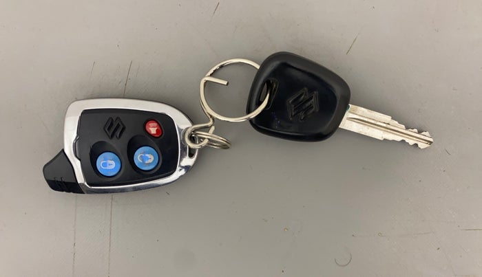 2015 Maruti Alto 800 LXI, Petrol, Manual, 16,272 km, Key Close Up