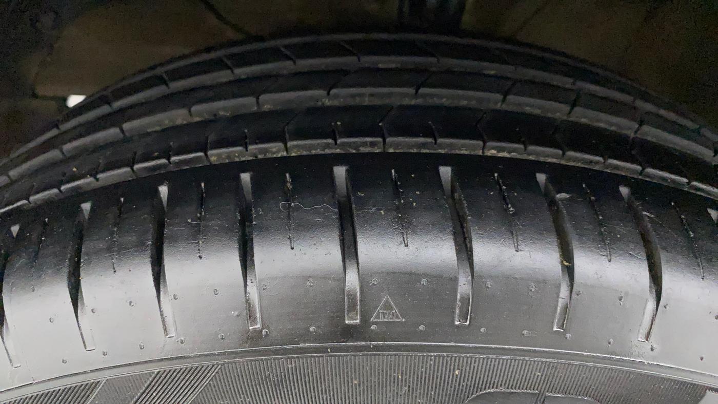 2021 Maruti Baleno ZETA PETROL 1.2, Petrol, Manual, 19,771 km, Left Front Tyre Tread