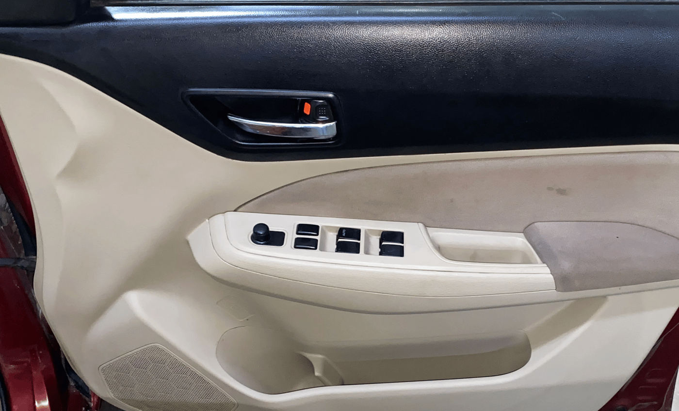 2018 Maruti Dzire VXI, Petrol, Manual, 51,420 km, Driver Side Door Panels Control