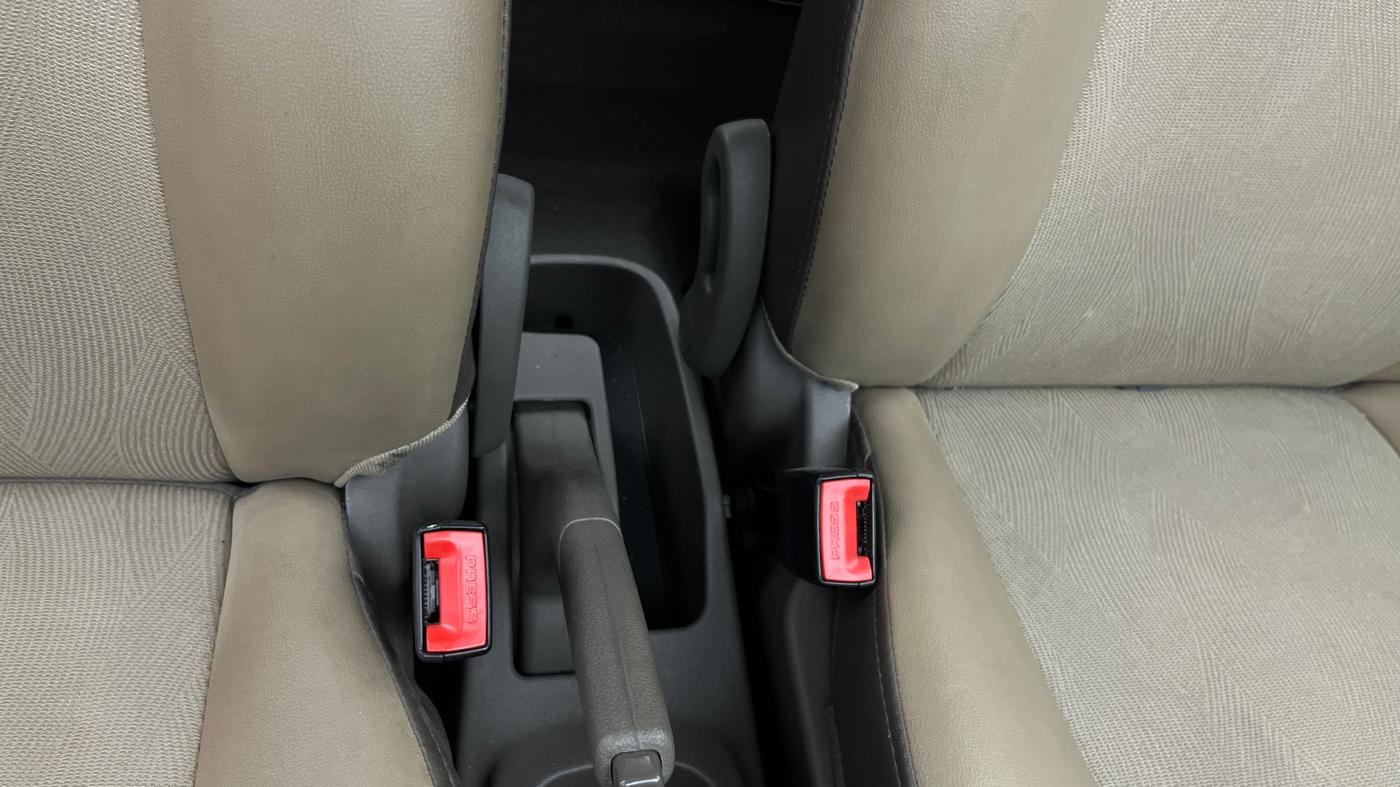 2013 Hyundai i10 MAGNA 1.2, Petrol, Manual, 24,278 km, Driver Side Adjustment Panel