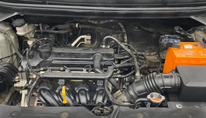 2015 Hyundai Elite i20 MAGNA 1.2, Petrol, Manual, 90,206 km, Engine View