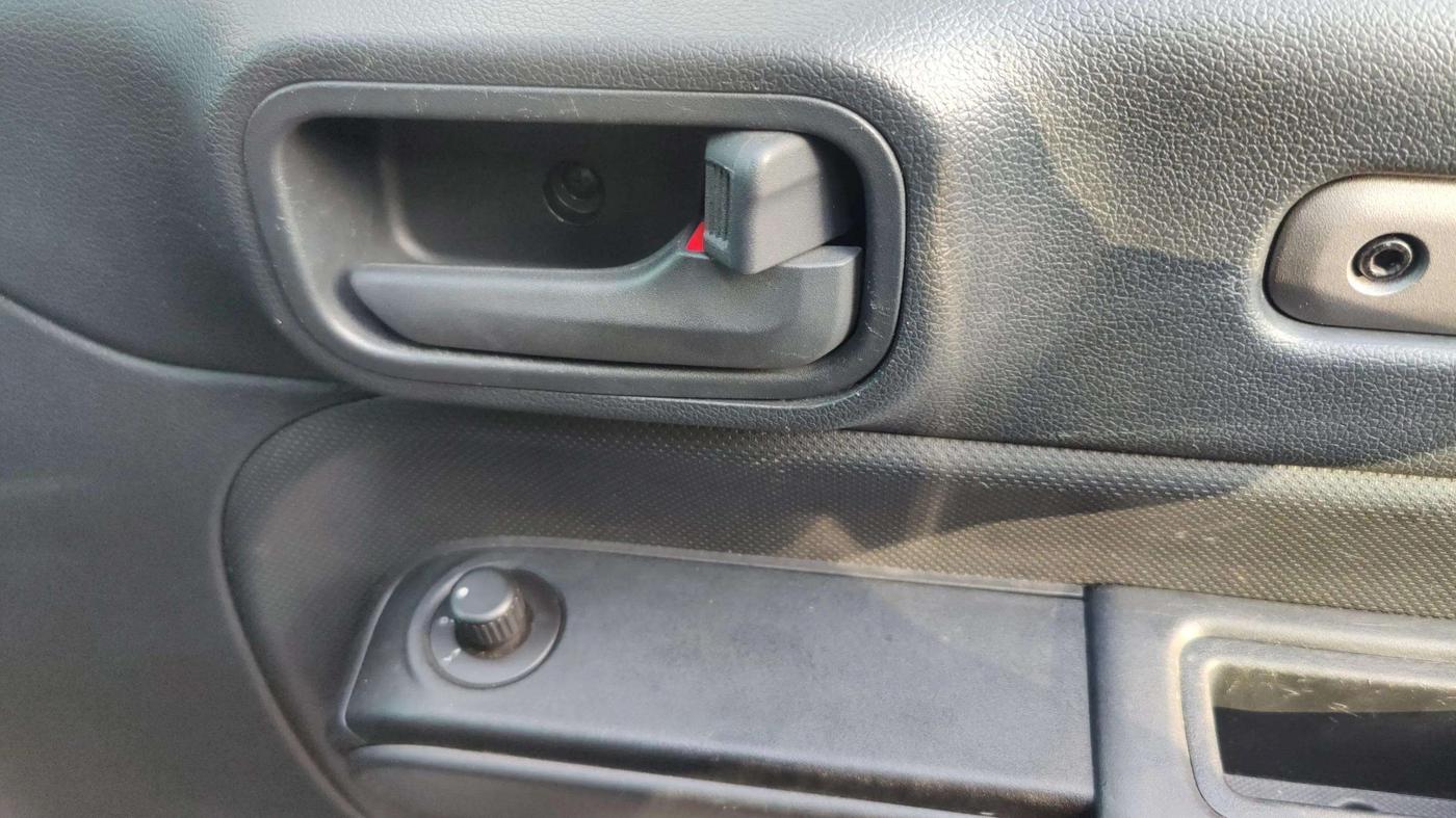 2023 Mahindra Thar LX D AT 4WD HT, Diesel, Automatic, 23,107 km, Driver Side Door Panels Control