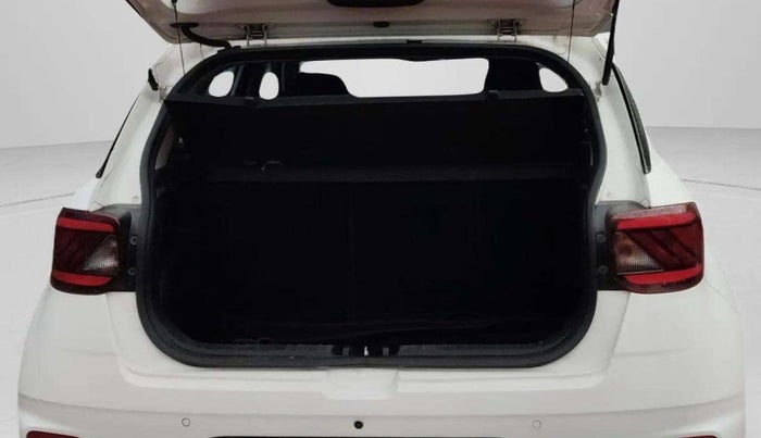 2019 Hyundai VENUE S 1.2, Petrol, Manual, 42,878 km, Boot Inside