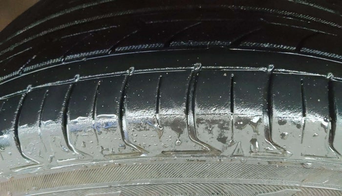 2019 Hyundai VENUE S 1.2, Petrol, Manual, 42,878 km, Left Front Tyre Tread