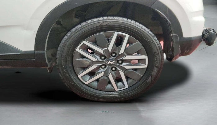 2019 Hyundai VENUE S 1.2, Petrol, Manual, 42,878 km, Left Rear Wheel
