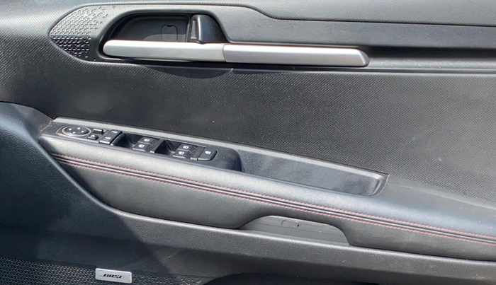2020 KIA SONET GTX PLUS 1.0 DCT, Petrol, Automatic, 54,415 km, Driver Side Door Panels Control