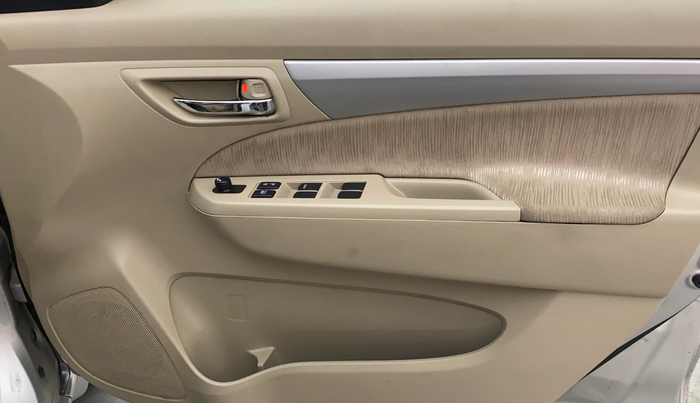 2015 Maruti Ertiga ZXI, Petrol, Manual, 54,038 km, Driver Side Door Panels Control