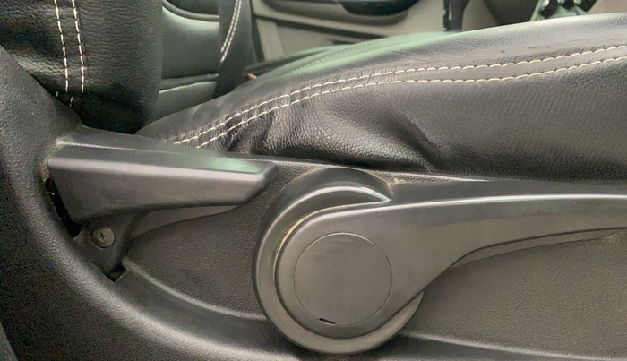 2018 Tata Tiago XZA PETROL, CNG, Automatic, 36,938 km, Driver Side Adjustment Panel