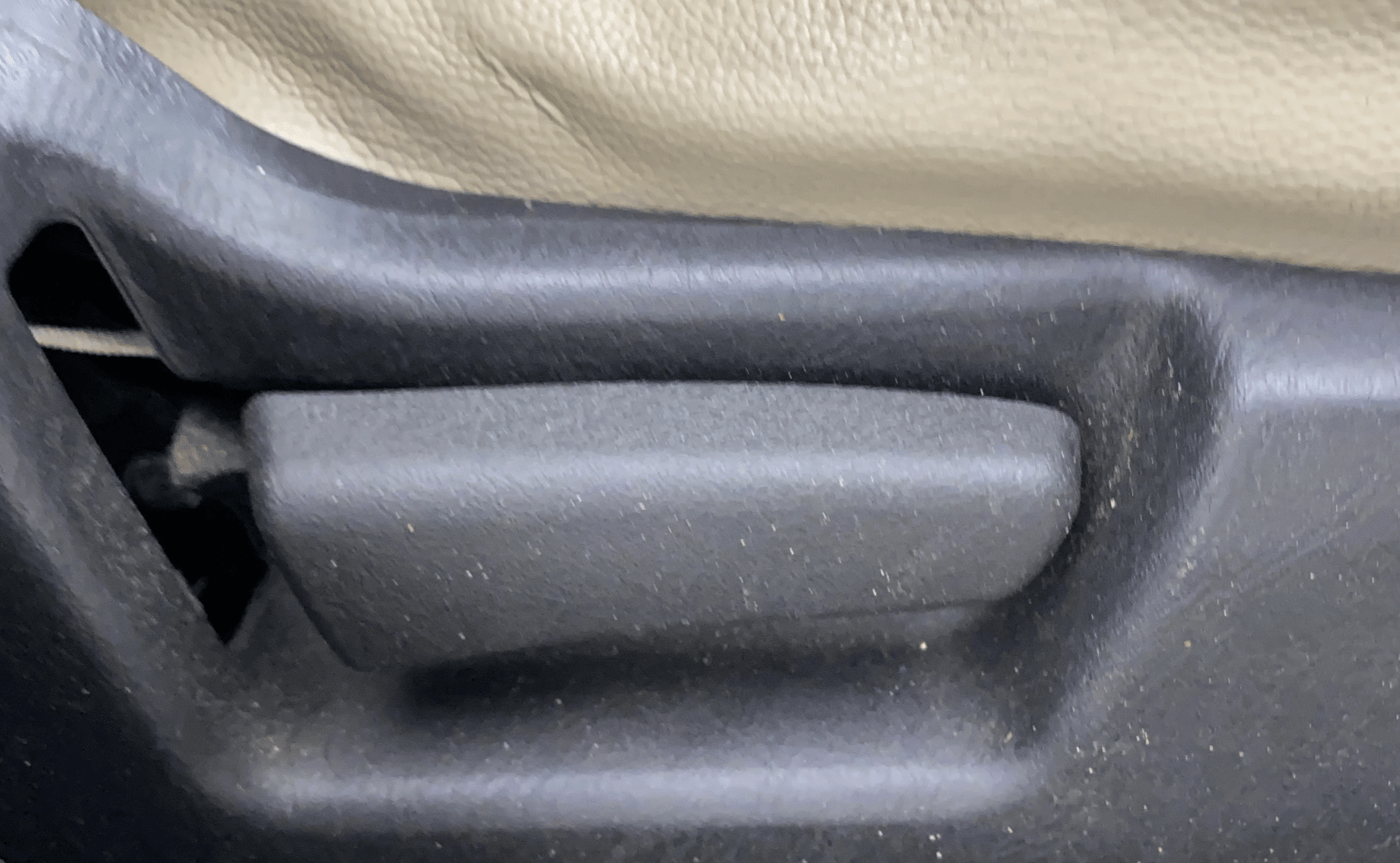 2020 Maruti Alto VXI, Petrol, Manual, 89,414 km, Driver Side Adjustment Panel