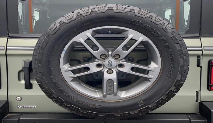 2021 Mahindra Thar LX PETROL HT 4WD AT, Petrol, Automatic, 81,634 km, Spare Tyre
