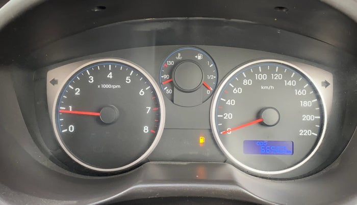 2013 Hyundai i20 SPORTZ 1.2, Petrol, Manual, 66,545 km, Odometer Image