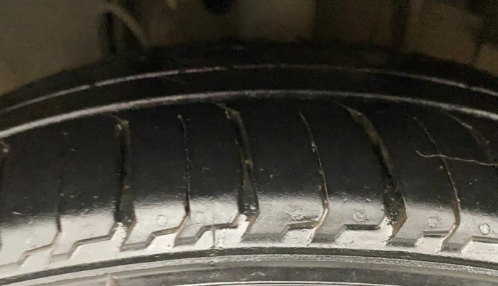 2019 Tata Tiago XZ PLUS PETROL, Petrol, Manual, 54,828 km, Left Front Tyre Tread