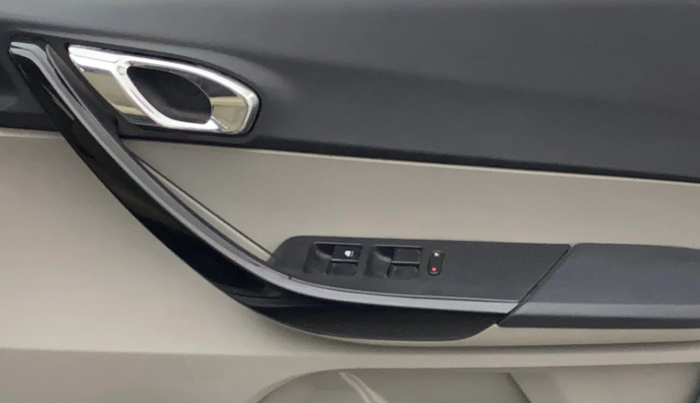 2019 Tata Tiago XZ PLUS PETROL, Petrol, Manual, 54,828 km, Driver Side Door Panels Control