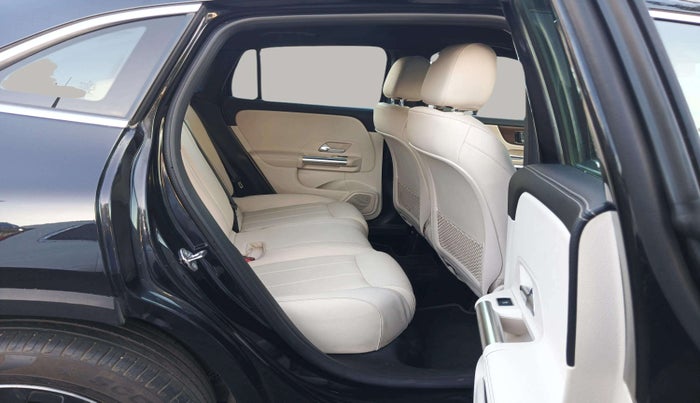 2023 Mercedes Benz GLA Class 220d, Diesel, Automatic, 26,055 km, Right Side Rear Door Cabin