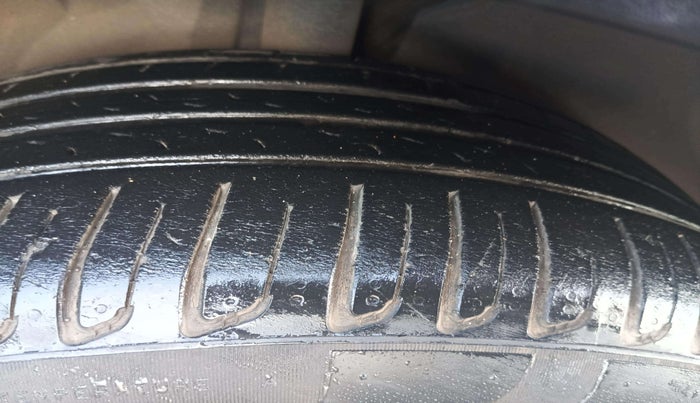 2023 Mercedes Benz GLA Class 220d, Diesel, Automatic, 26,055 km, Right Rear Tyre Tread