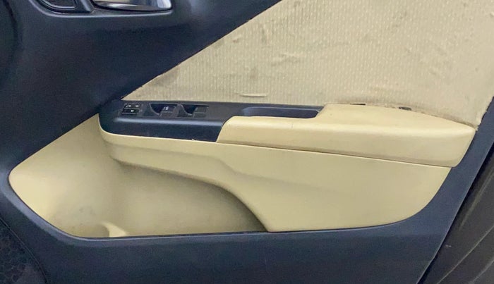 2018 Honda City 1.5L I-VTEC SV, Petrol, Manual, 60,760 km, Driver Side Door Panels Control
