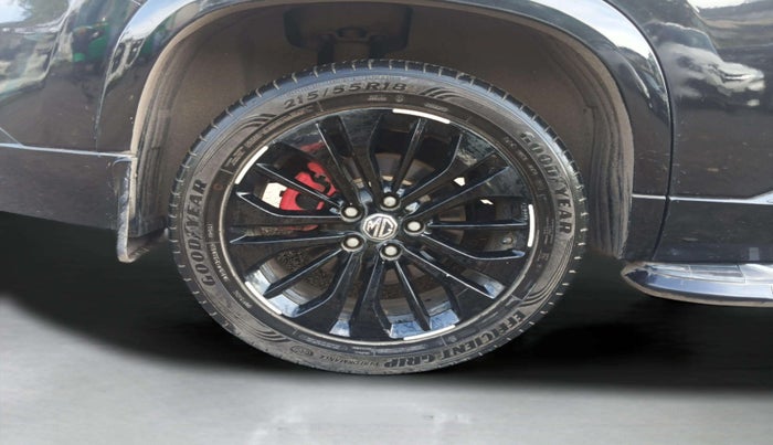 2022 MG HECTOR SHARP 1.5 PETROL CVT, Petrol, Automatic, 25,165 km, Right Rear Wheel