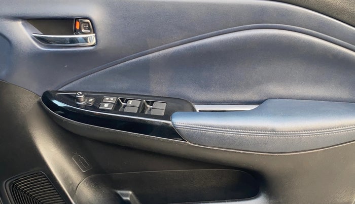 2022 Maruti Baleno ALPHA PETROL 1.2, Petrol, Manual, 70,544 km, Driver Side Door Panels Control