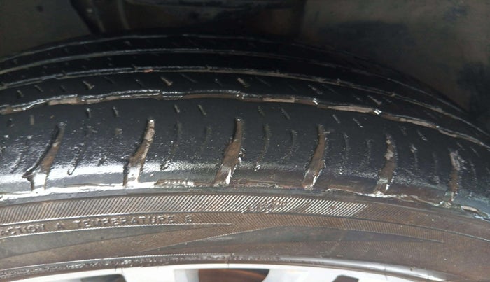 2017 Skoda Kodiaq STYLE 2.0 TDI 4X4 AT, Diesel, Automatic, 60,132 km, Right Front Tyre Tread