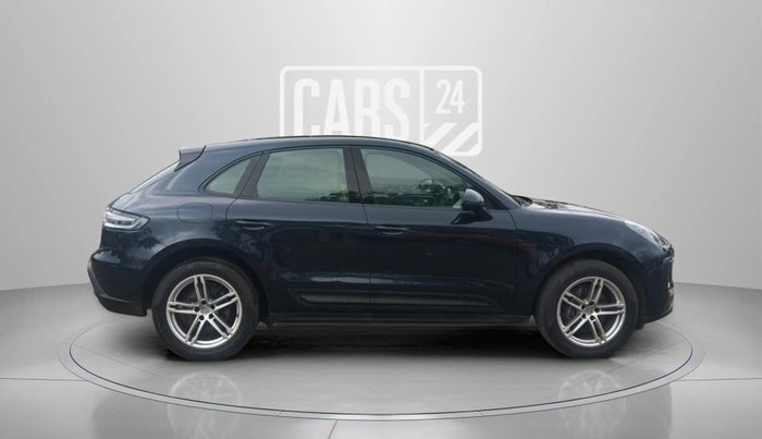 2021 Porsche Macan BASE, Petrol, Automatic, 34,430 km, Right Side View