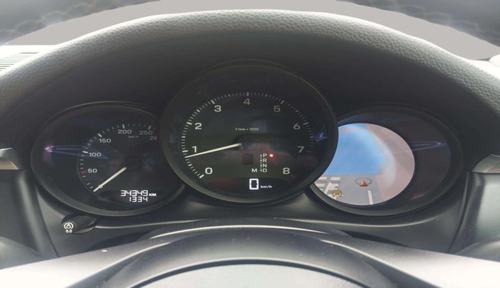 2021 Porsche Macan BASE, Petrol, Automatic, 34,430 km, Odometer Image