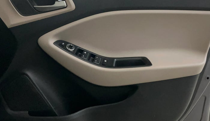 2015 Hyundai Elite i20 ASTA 1.2, Petrol, Manual, 80,455 km, Driver Side Door Panels Control