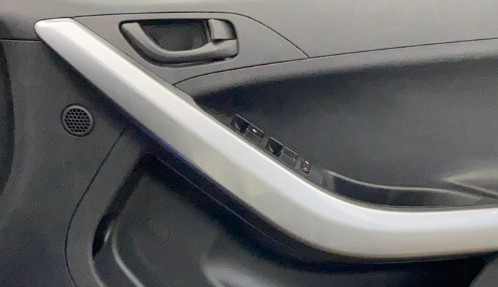2020 Tata NEXON XM PETROL, Petrol, Manual, 36,696 km, Driver Side Door Panels Control