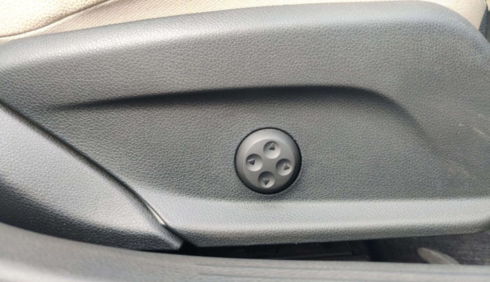 2017 Mercedes Benz C Class 220d, Diesel, Automatic, 25,437 km, Driver Side Adjustment Panel