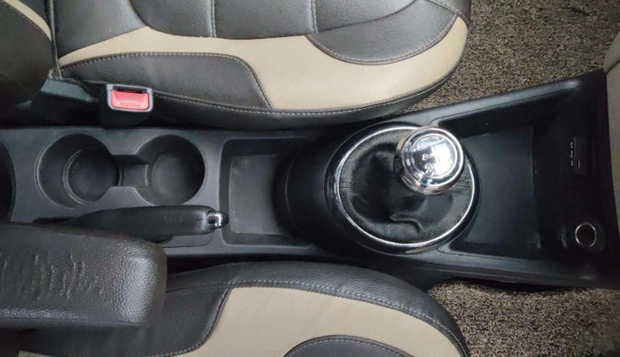 2012 Hyundai i20 ASTA 1.2, Petrol, Manual, 90,850 km, Gear Lever