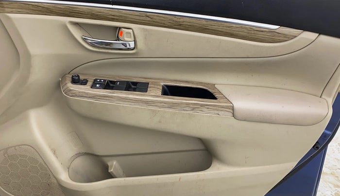 2019 Maruti Ciaz ALPHA 1.5 SHVS PETROL, Petrol, Manual, 1,10,193 km, Driver Side Door Panels Control