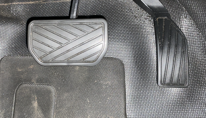 2021 Maruti Vitara Brezza ZXI AT SHVS, Petrol, Automatic, 39,028 km, Pedals