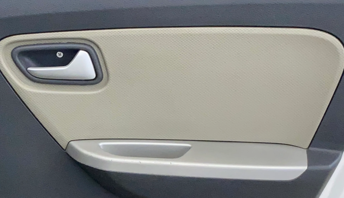 2015 Maruti Alto K10 VXI, Petrol, Manual, 37,399 km, Driver Side Door Panels Control