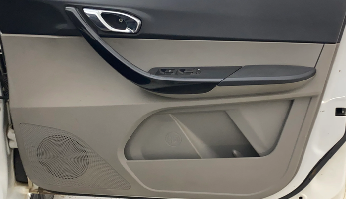 2018 Tata Tiago XZ PETROL, Petrol, Manual, 98,875 km, Driver Side Door Panels Control