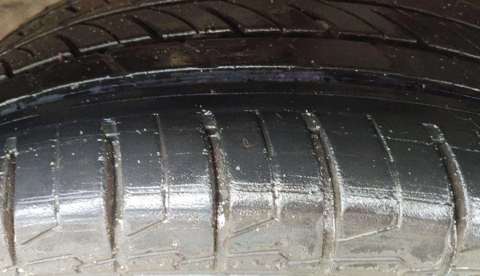 2019 Hyundai Verna 1.6 VTVT SX, Petrol, Manual, 92,730 km, Right Rear Tyre Tread