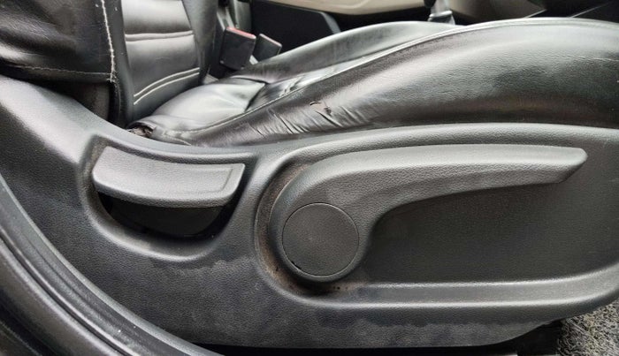 2019 Hyundai Verna 1.6 VTVT SX, Petrol, Manual, 92,730 km, Driver Side Adjustment Panel