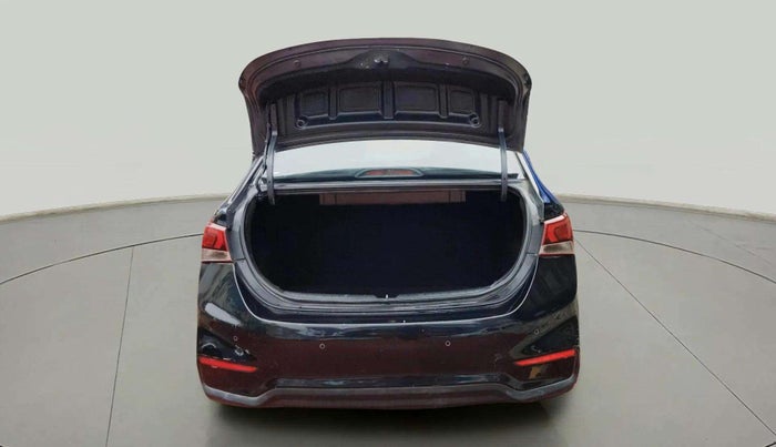 2019 Hyundai Verna 1.6 VTVT SX, Petrol, Manual, 92,730 km, Boot Door Open