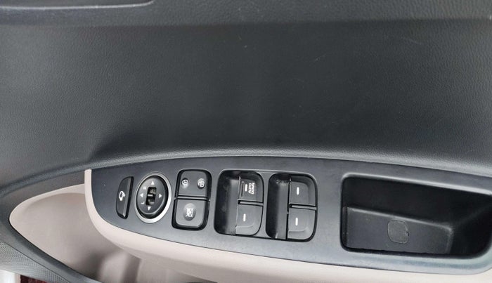 2019 Hyundai Grand i10 SPORTZ 1.2 KAPPA VTVT, Petrol, Manual, 83,941 km, Driver Side Door Panels Control