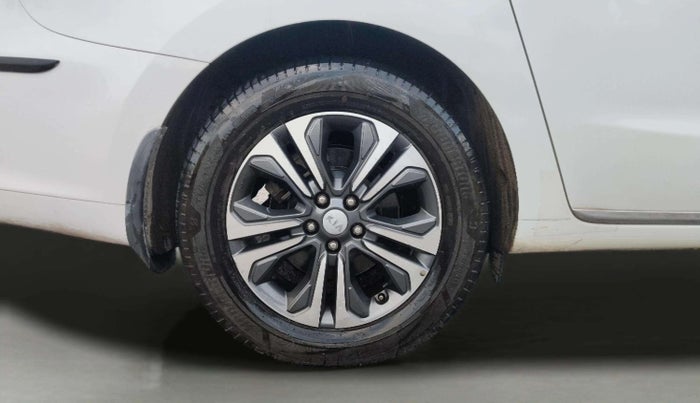 2020 KIA CARNIVAL PRESTIGE 2.2 7 STR, Diesel, Automatic, 50,976 km, Right Rear Wheel