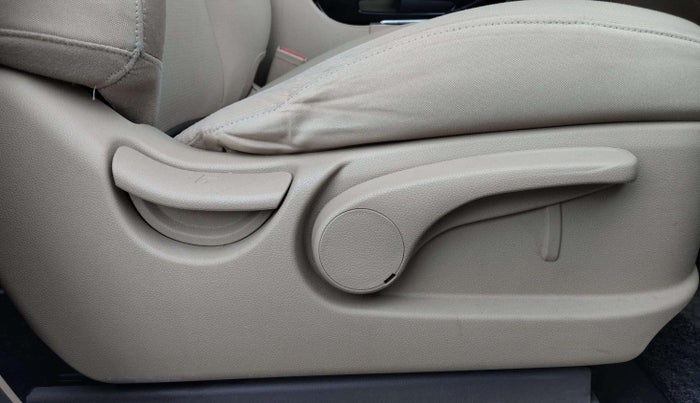 2020 KIA CARNIVAL PRESTIGE 2.2 7 STR, Diesel, Automatic, 50,976 km, Driver Side Adjustment Panel