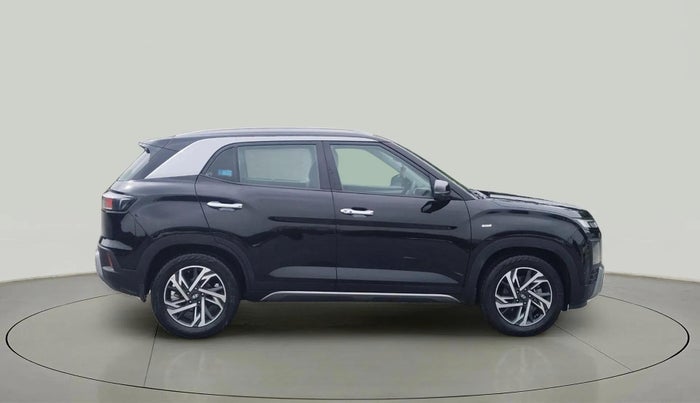 2024 Hyundai Creta SX (O) 1.5 DIESEL AT, Diesel, Automatic, 20,392 km, Right Side View
