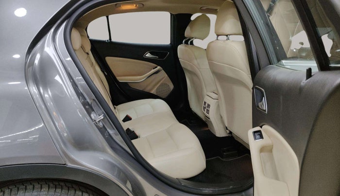 2019 Mercedes Benz GLA Class 200 D Sports, Diesel, Automatic, 45,186 km, Right Side Rear Door Cabin